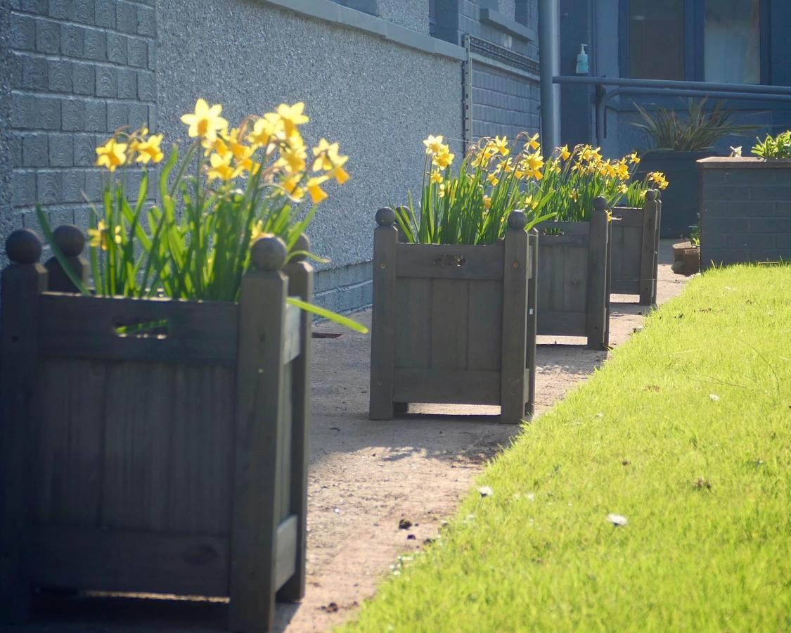 West Point House Hotel Barrow-in-Furness Bagian luar foto